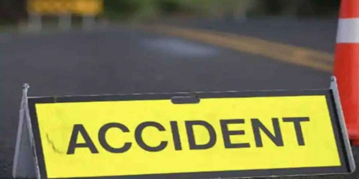 Truck helper killed, driver injured in Rangpur road crash