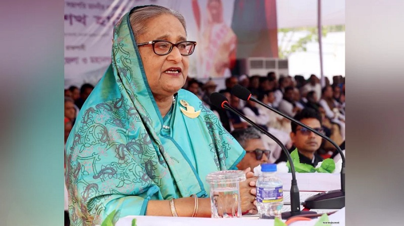 Awami League works for people, it never flees: PM 