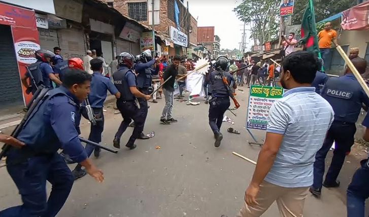 300 sued for attack on police in Patuakhali 