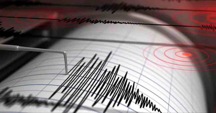 7.6 magnitude earthquake strikes Philippines, tsunami warning issued