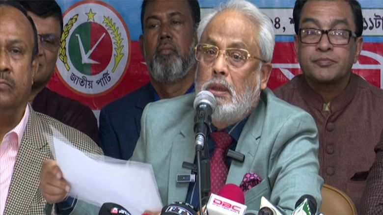Jatiya Party (JaPa) chairman GM Quader speaks at a discussion organized at the party chairman's office at Banani in the capital on Satuday (December 7)